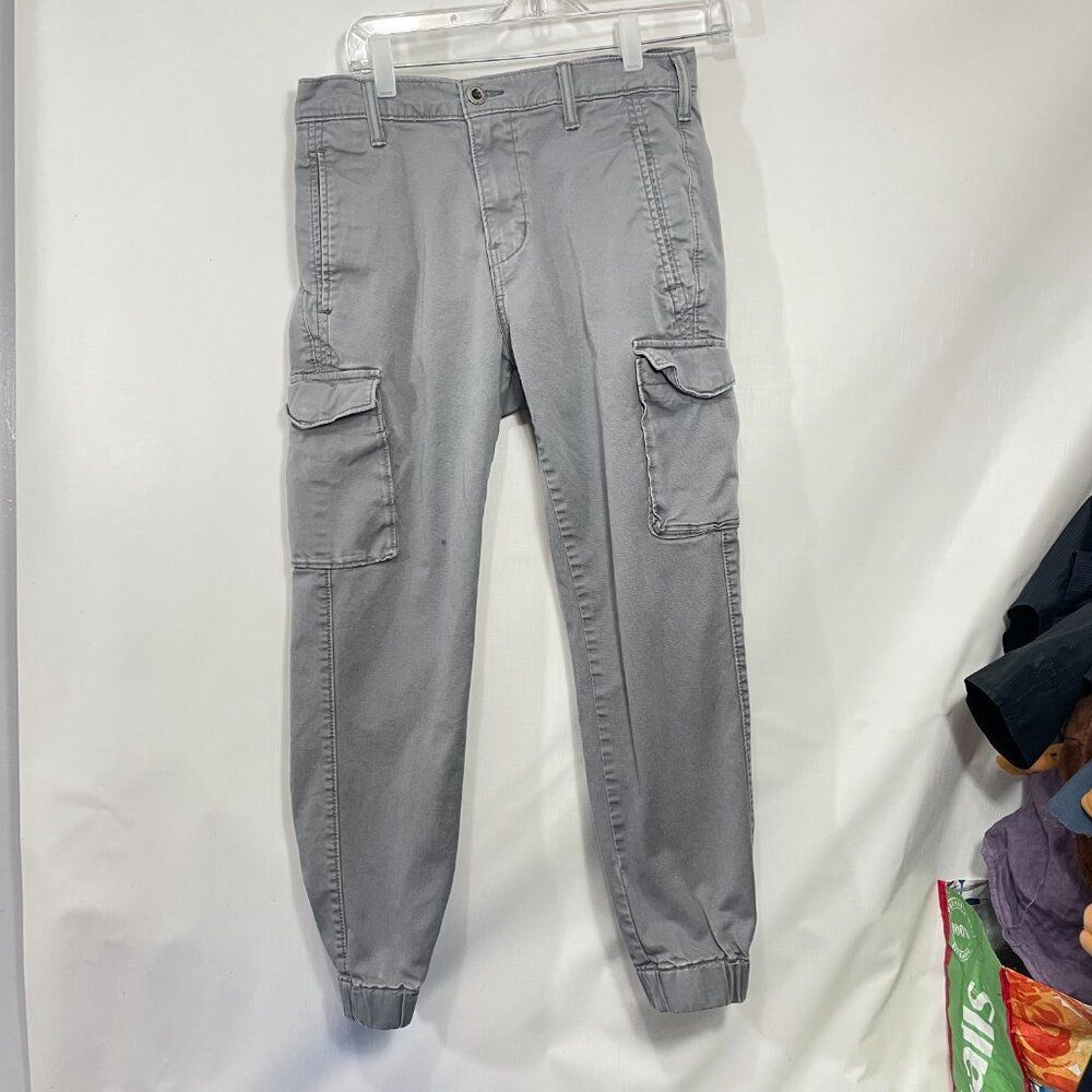 Levis Pants Mens 29x30 Grey Cargo Joggers Casual Tapered Pockets Outdoors Gorp - Picture 2 of 9